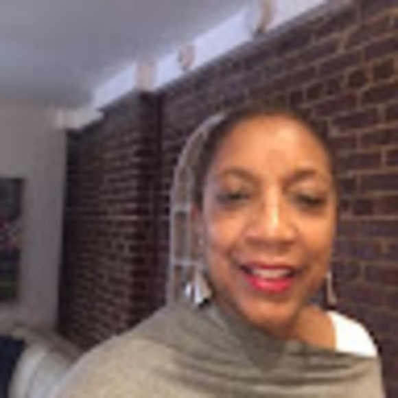 Meet your Posher, Cheryl - Picture 1 of 1